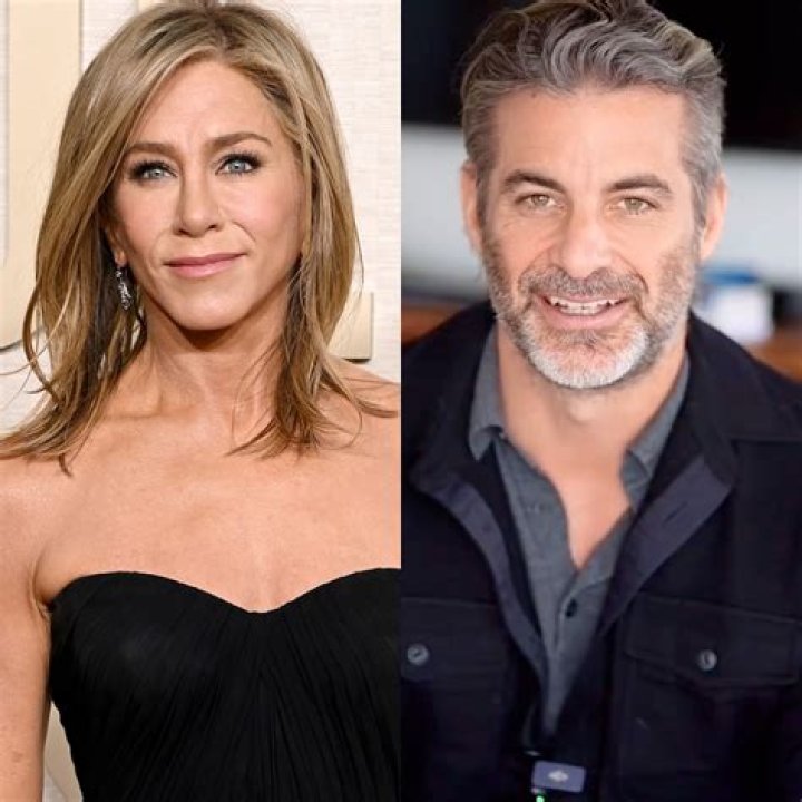 Were tate donovan and jennifer aniston engaged?