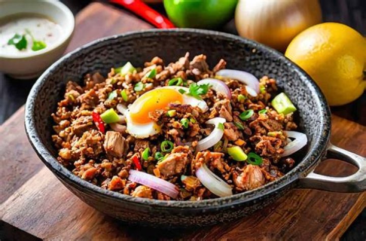 What is sisig made of?