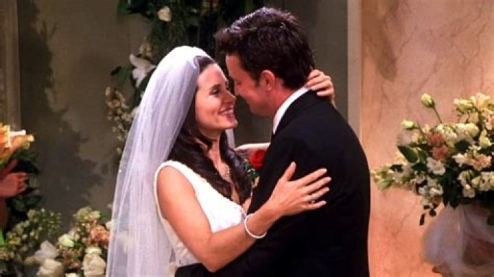 When chandler and monica get married?