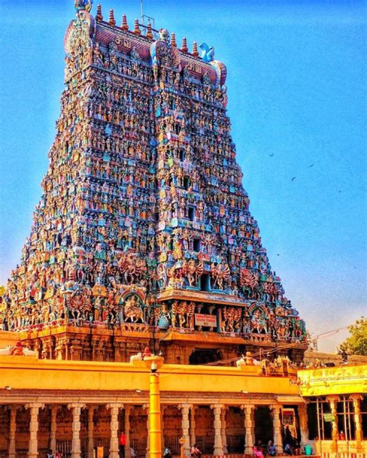 When was madurai meenakshi amman temple built?