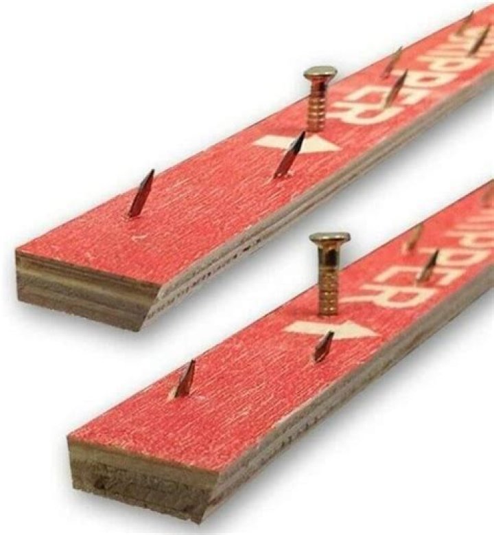 Where to put gripper rods on stairs?
