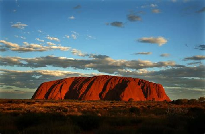 Why is ayers rock so famous?